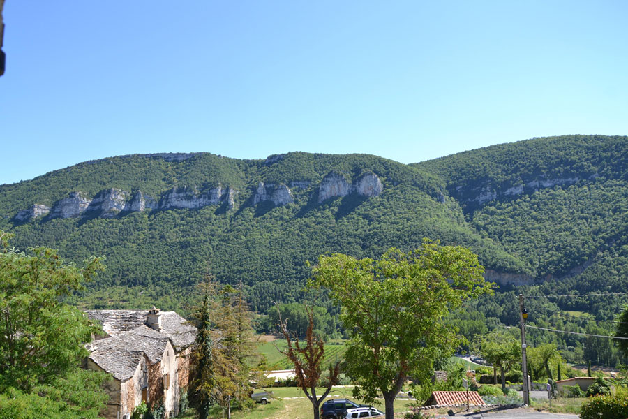 Hébergement de vacances avec spa et vue panoramique sur les Gorges du Tarn